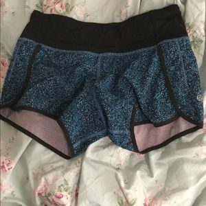 Super cute lulu shorts only worn twice!